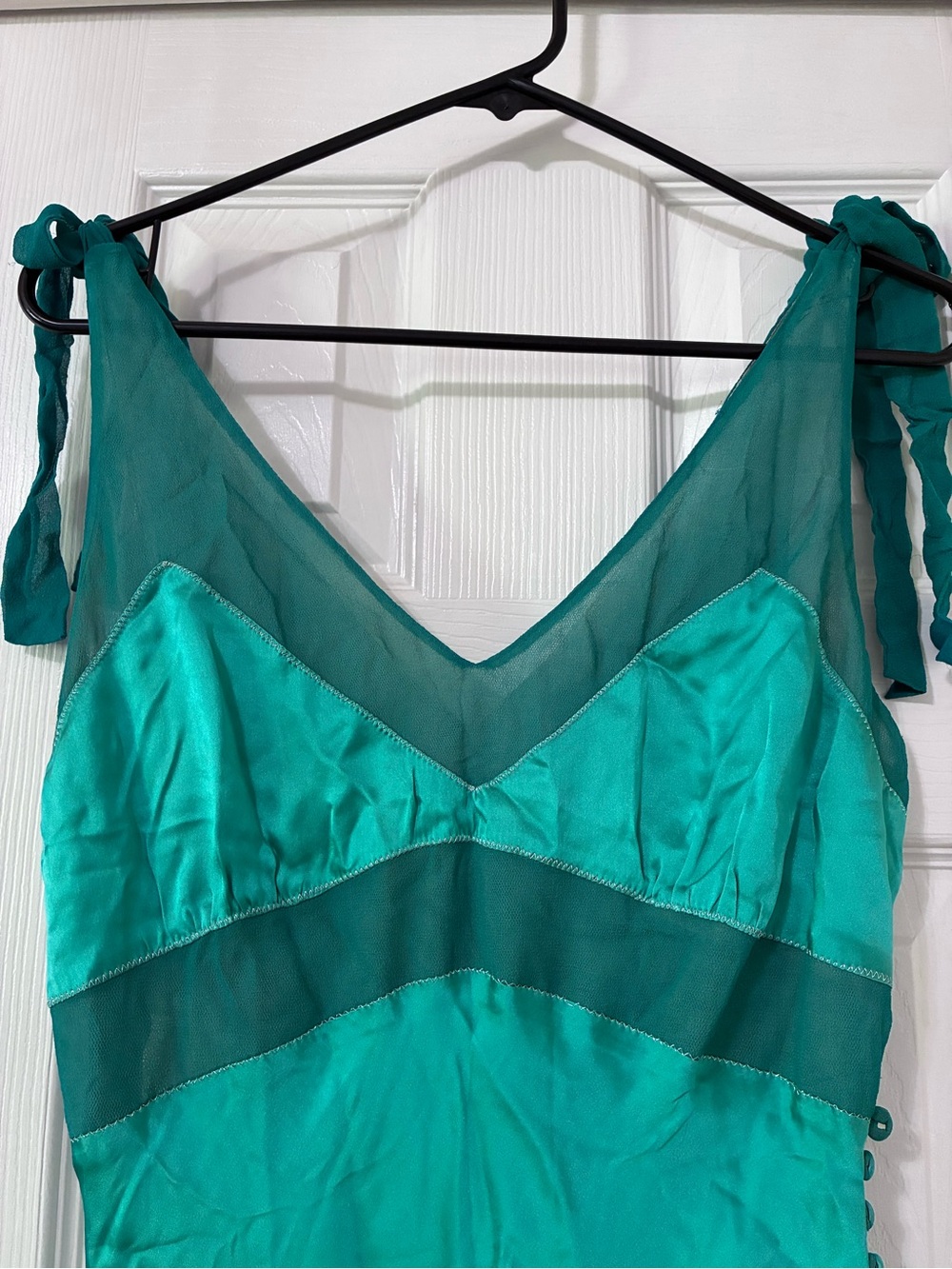 BCBG Max Azria Emerald green Satin Chiffon Dress | Size 6 | Y2K - Picture 2 of 8